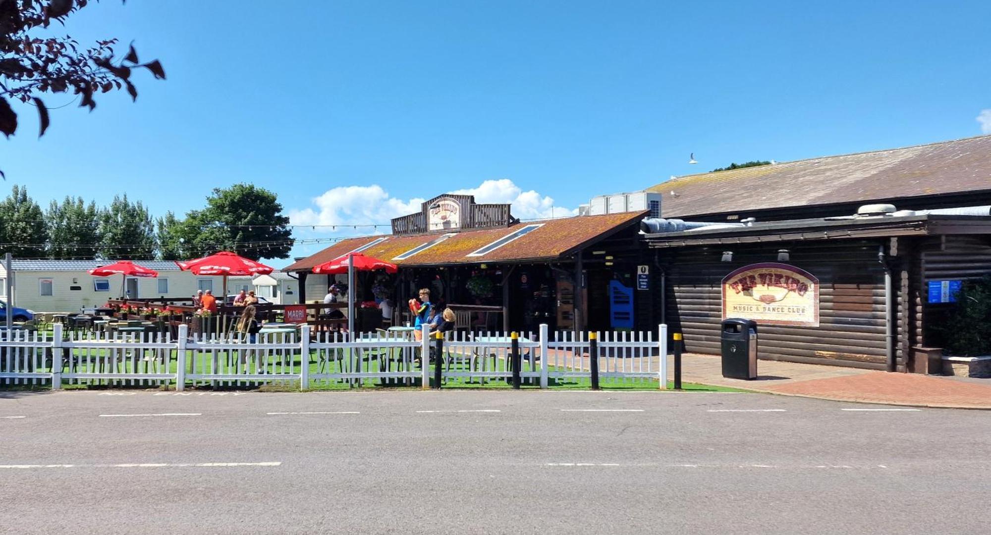 Memories Made Selsey Exterior foto